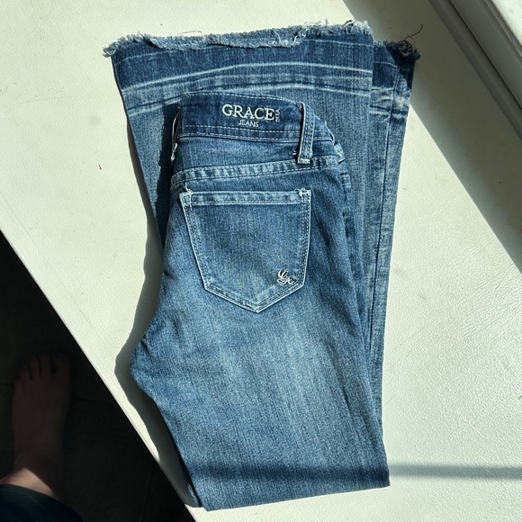Grace Blue Jeans - Picture 4 of 5